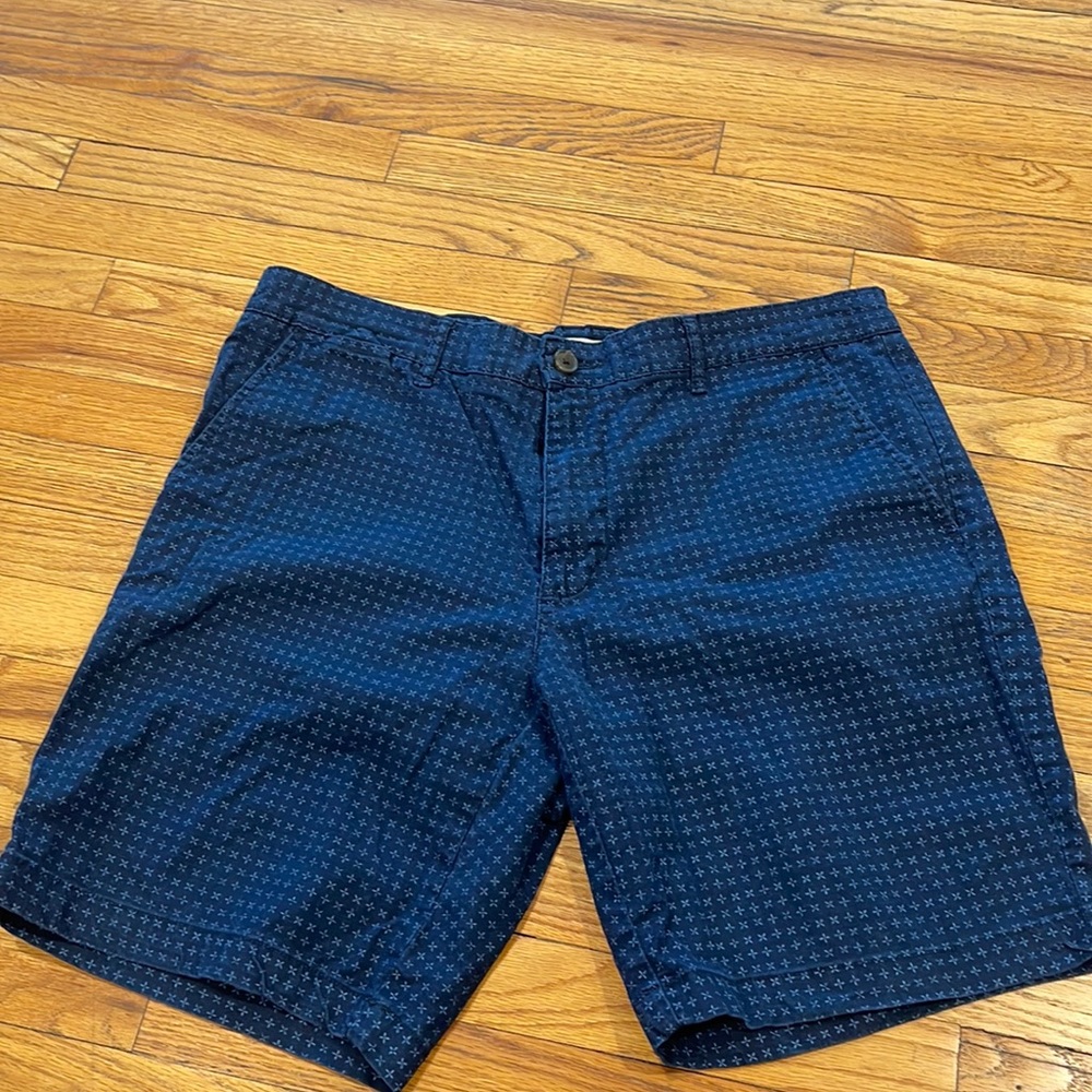 Good Threads Navy Shorts